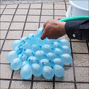水風船[水玉風船]が一気に100個（35個×3回）作れるキット 