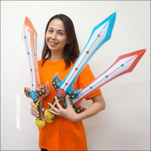 イベントグッズ／縁日用品／57ｃｍ〜80ｃｍ級ビニール玩具の剣　色々10個
